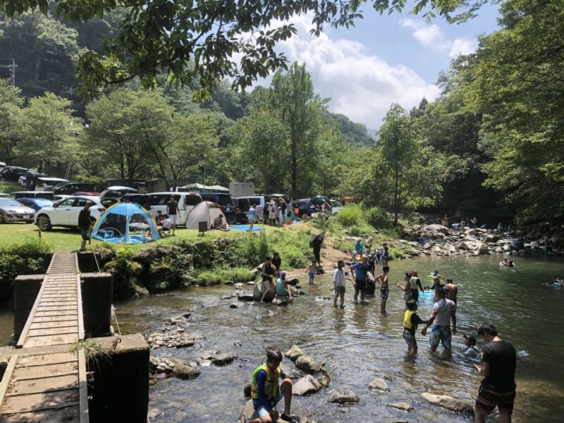 伊豆の清流で水遊び！
